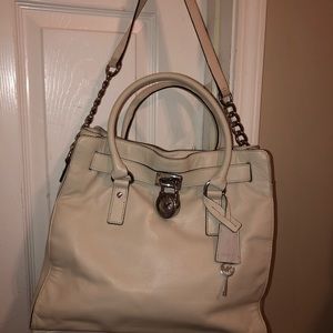 MICHAEL Michael Kors NS Hamilton Tote- Vanilla